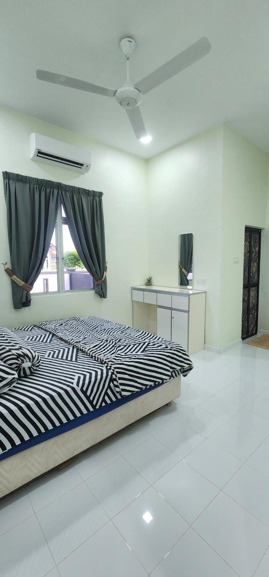 Homestay Irdina Adryana Free Wifi 쿠알라트렝가누 외부 사진